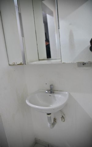 Apartamento para alugar com 54m², 2 quartos e 1 vagaBanheiro 