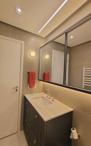 Apartamento à venda com 123m², 3 quartos e 2 vagas Apartamento à venda com 123m², 3 quartos e 2 vagasBanheiro 2