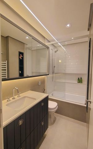 Apartamento à venda com 123m², 3 quartos e 2 vagas Apartamento à venda com 123m², 3 quartos e 2 vagasBanheiro 2