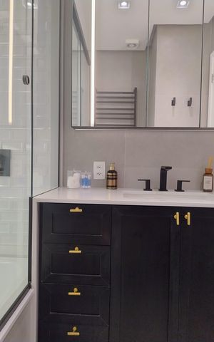 Apartamento à venda com 123m², 3 quartos e 2 vagas Apartamento à venda com 123m², 3 quartos e 2 vagasBanheiro 3