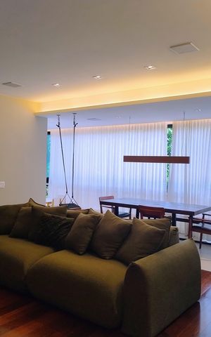 Apartamento à venda com 123m², 3 quartos e 2 vagas Apartamento à venda com 123m², 3 quartos e 2 vagasSala