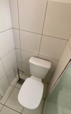 Apartamento à venda com 60m², 2 quartos e sem vaga Apartamento à venda com 60m², 2 quartos e sem vagaBanheiro Social