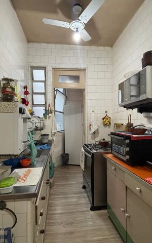Apartamento à venda com 130m², 3 quartos e 1 vagaCopa 