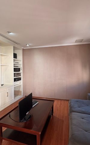 Apartamento à venda com 250m², 4 quartos e 2 vagas Apartamento à venda com 250m², 4 quartos e 2 vagasSala