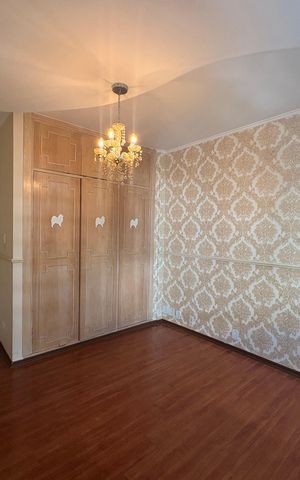 Apartamento à venda com 250m², 4 quartos e 2 vagas Apartamento à venda com 250m², 4 quartos e 2 vagasSuíte 2