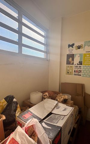 Apartamento à venda com 250m², 4 quartos e 2 vagas Apartamento à venda com 250m², 4 quartos e 2 vagasQuarto de Serviço