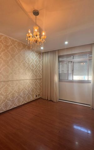 Apartamento à venda com 250m², 4 quartos e 2 vagas Apartamento à venda com 250m², 4 quartos e 2 vagasQuarto 1
