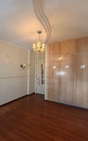 Apartamento à venda com 250m², 4 quartos e 2 vagas Apartamento à venda com 250m², 4 quartos e 2 vagasQuarto 1