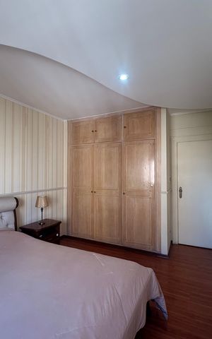 Apartamento à venda com 250m², 4 quartos e 2 vagas Apartamento à venda com 250m², 4 quartos e 2 vagasQuarto 3