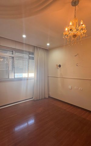 Apartamento à venda com 250m², 4 quartos e 2 vagas Apartamento à venda com 250m², 4 quartos e 2 vagasQuarto 1