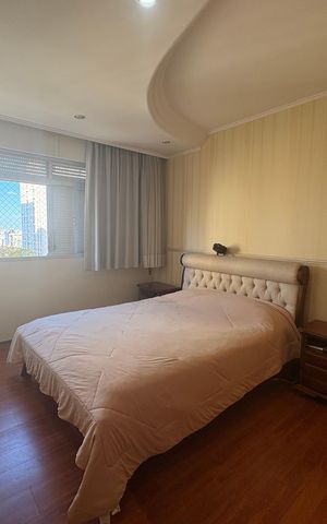Apartamento à venda com 250m², 4 quartos e 2 vagas Apartamento à venda com 250m², 4 quartos e 2 vagasQuarto 3
