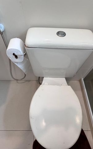 Apartamento à venda com 83m², 2 quartos e 2 vagasSuíte 2 - Banheiro