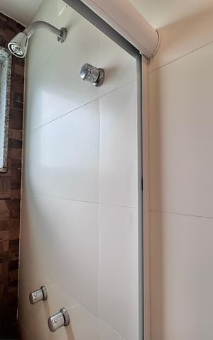 Apartamento à venda com 83m², 2 quartos e 2 vagasSuíte 2 - Banheiro