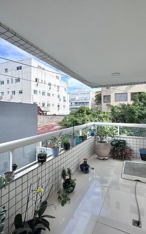 Apartamento à venda com 83m², 2 quartos e 2 vagasVaranda