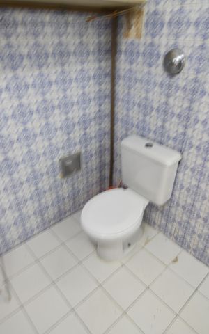 Apartamento à venda com 94m², 2 quartos e sem vagaBanheiro