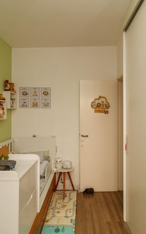 Casa de condomínio à venda com 130m², 3 quartos e 2 vagas Casa de condomínio à venda com 130m², 3 quartos e 2 vagasQuarto