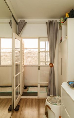 Casa de condomínio à venda com 130m², 3 quartos e 2 vagas Casa de condomínio à venda com 130m², 3 quartos e 2 vagasQuarto