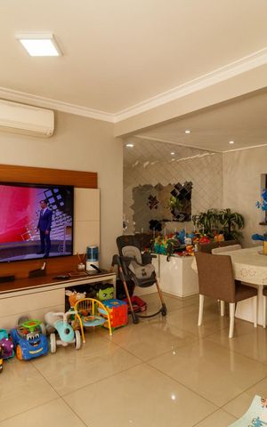 Casa de condomínio à venda com 130m², 3 quartos e 2 vagas Casa de condomínio à venda com 130m², 3 quartos e 2 vagasSala