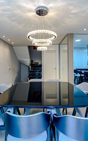 Apartamento à venda com 200m², 2 quartos e 3 vagasSala