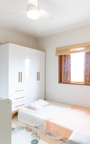 Casa à venda com 164m², 3 quartos e 4 vagasBanheiro da Suíte 02