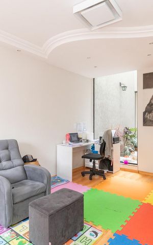 Casa à venda com 164m², 3 quartos e 4 vagasSala