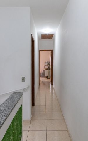 Casa à venda com 164m², 3 quartos e 4 vagasCorredor