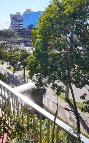 Apartamento à venda com 130m², 4 quartos e 1 vagaSala Vista - Varanda