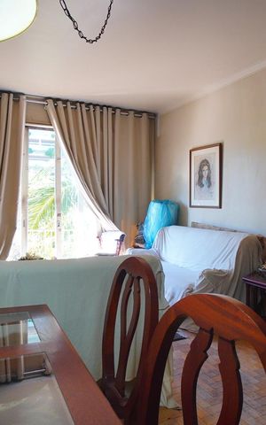 Apartamento à venda com 130m², 4 quartos e 1 vagaSala