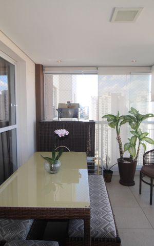 Apartamento à venda com 110m², 3 quartos e 2 vagasVaranda da Sala