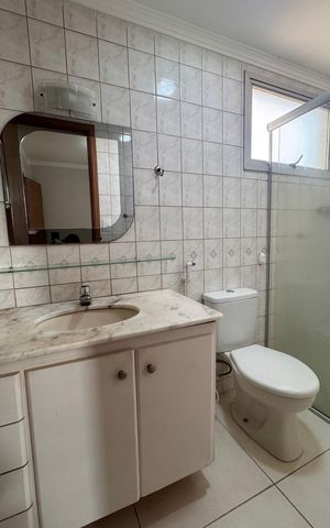 Apartamento para alugar com 71m², 3 quartos e 1 vaga Apartamento para alugar com 71m², 3 quartos e 1 vagaBanheiro da Suíte