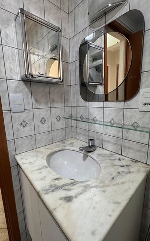 Apartamento para alugar com 71m², 3 quartos e 1 vaga Apartamento para alugar com 71m², 3 quartos e 1 vagaBanheiro Social