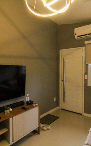 Casa de condomínio à venda com 72m², 2 quartos e 2 vagas Casa de condomínio à venda com 72m², 2 quartos e 2 vagasSala