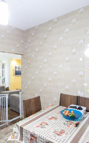Casa à venda com 360m², 4 quartos e 2 vagas Casa à venda com 360m², 4 quartos e 2 vagasCopa