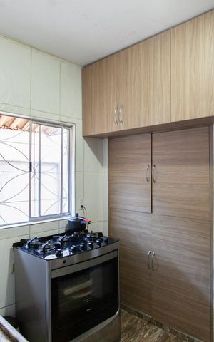 Casa à venda com 360m², 4 quartos e 2 vagas Casa à venda com 360m², 4 quartos e 2 vagasCozinha