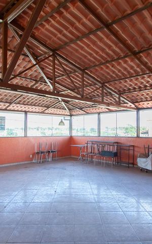 Casa à venda com 360m², 4 quartos e 2 vagas Casa à venda com 360m², 4 quartos e 2 vagasTerraço
