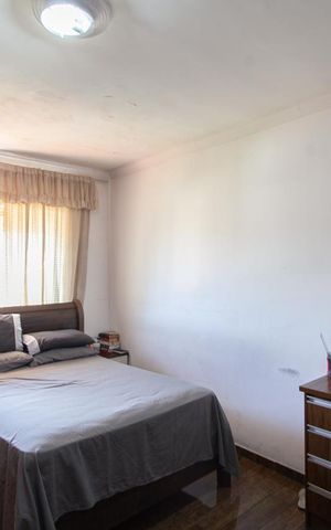 Casa à venda com 360m², 4 quartos e 2 vagas Casa à venda com 360m², 4 quartos e 2 vagasSuíte 2