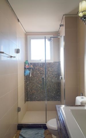 Apartamento à venda com 193m², 2 quartos e 4 vagasBanheiro 2 da suíte 1