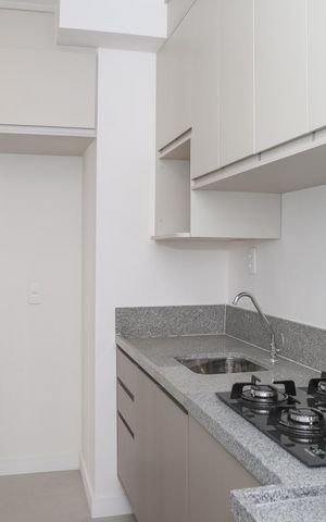Apartamento para alugar com 40m², 2 quartos e sem vaga Apartamento para alugar com 40m², 2 quartos e sem vagaCozinha e Área de Serviço