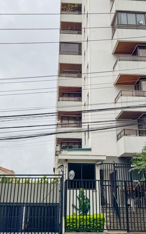 Apartamento à venda com 116m², 3 quartos e 3 vagasFachada