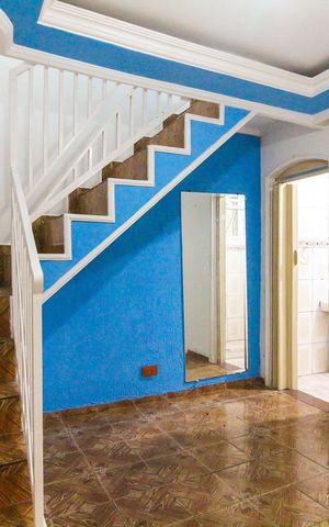 Casa à venda com 180m², 5 quartos e 2 vagas Casa à venda com 180m², 5 quartos e 2 vagasSala - casa 2