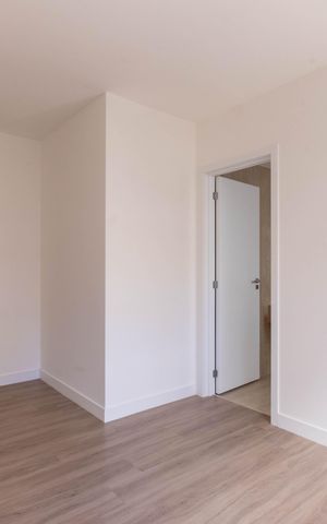 Apartamento à venda com 108m², 3 quartos e 2 vagas Apartamento à venda com 108m², 3 quartos e 2 vagasSuíte 1