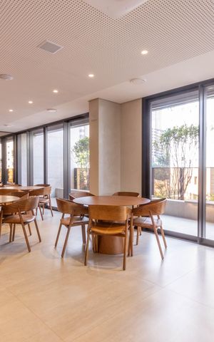 Apartamento à venda com 108m², 3 quartos e 2 vagas Apartamento à venda com 108m², 3 quartos e 2 vagasÁrea comum - Salão de festas