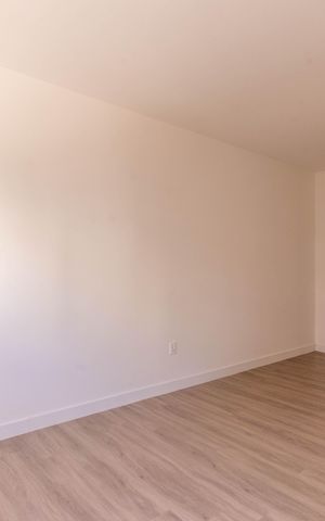 Apartamento à venda com 108m², 3 quartos e 2 vagas Apartamento à venda com 108m², 3 quartos e 2 vagasSuíte 1
