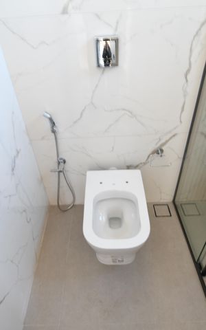 Casa de condomínio à venda com 420m², 5 quartos e 4 vagasBanheiro 2
