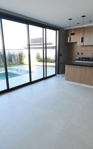 Casa de condomínio à venda com 420m², 5 quartos e 4 vagasÁrea comum