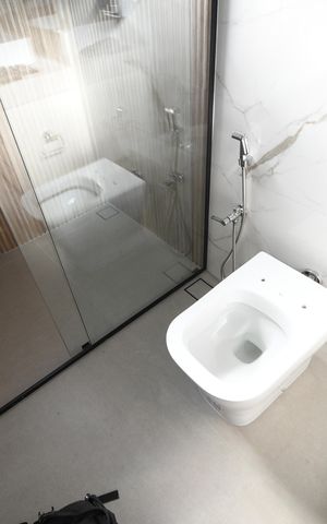 Casa de condomínio à venda com 420m², 5 quartos e 4 vagasBanheiro 4