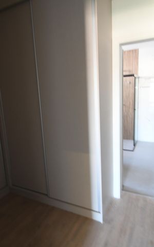 Casa de condomínio à venda com 420m², 5 quartos e 4 vagasQuarto Suíte 5 - Closet