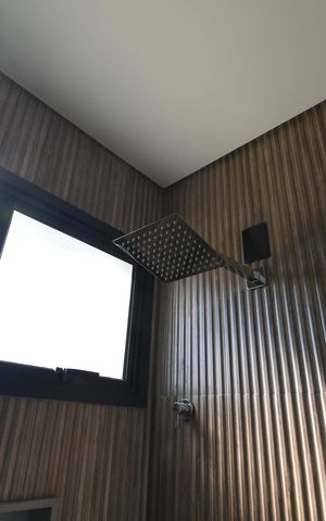 Casa de condomínio à venda com 420m², 5 quartos e 4 vagasBanheiro 4