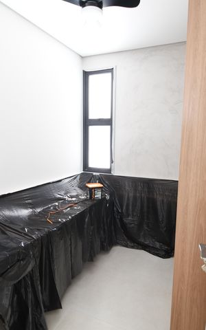 Casa de condomínio à venda com 420m², 5 quartos e 4 vagasEscritório
