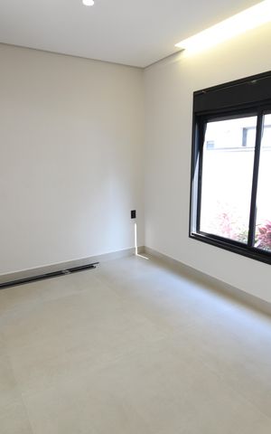 Casa de condomínio à venda com 420m², 5 quartos e 4 vagasQuarto Suíte 1